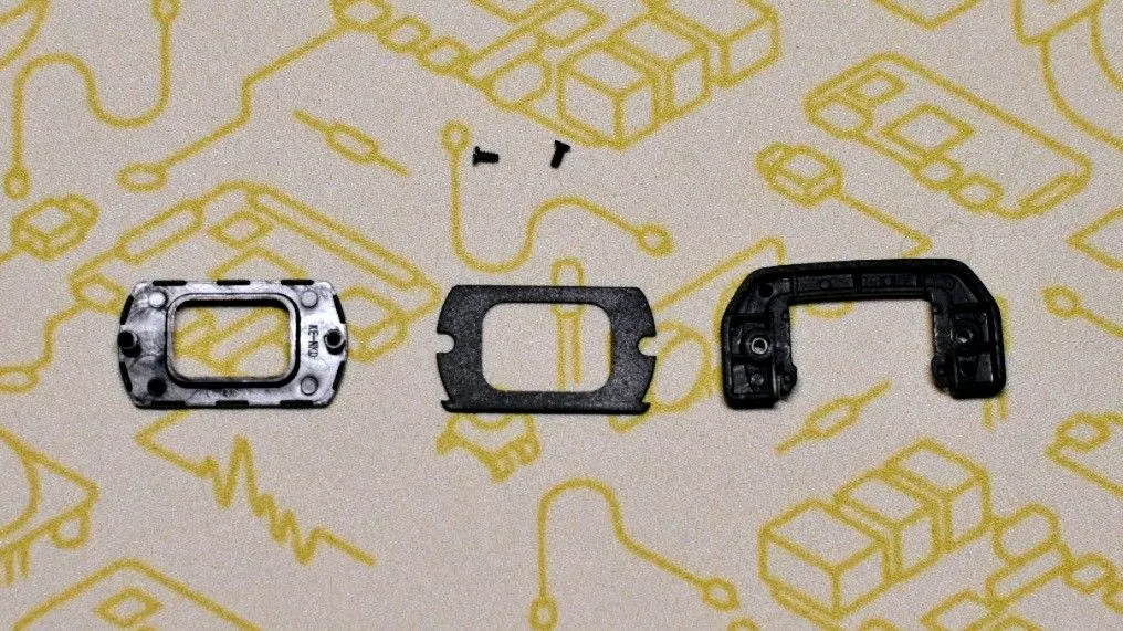 分解したアイカップ