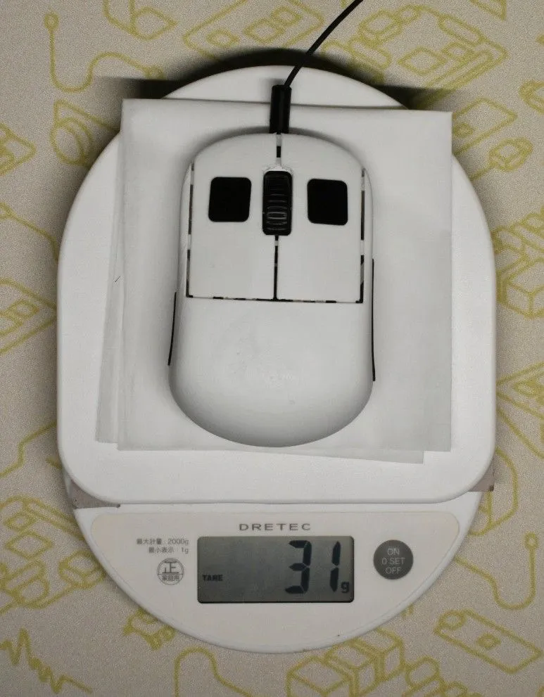 重量は31g